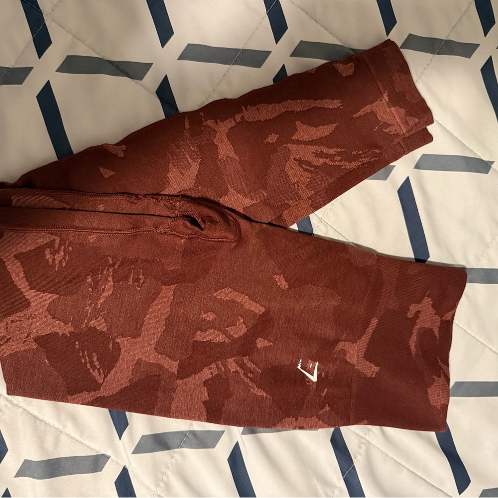 Burgundy Camouflage Leggings